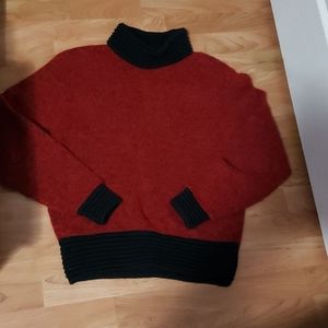 Rare Authentic Gucci Wool Sweater